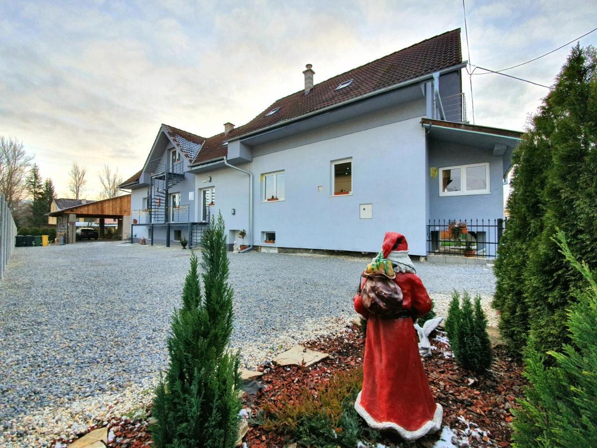 Apartmány Miluška Bešeňová Exterior foto
